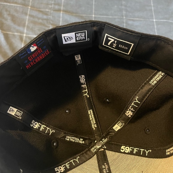 Boston Red Sox fitted hat 7 1/2 - Picture 5 of 5